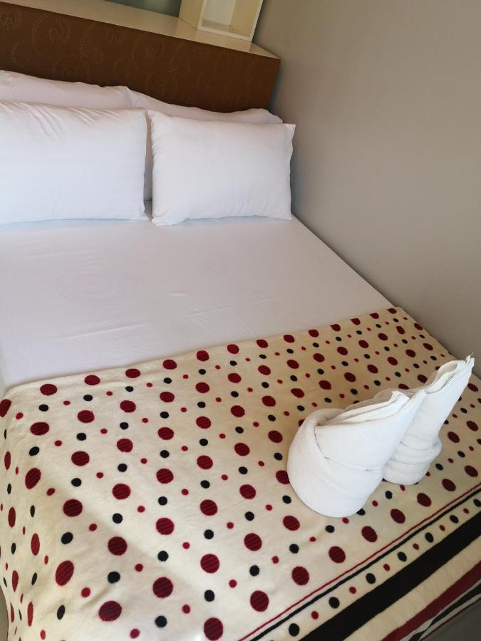Bliss Staycation At Sea Residences By John Manila Eksteriør billede