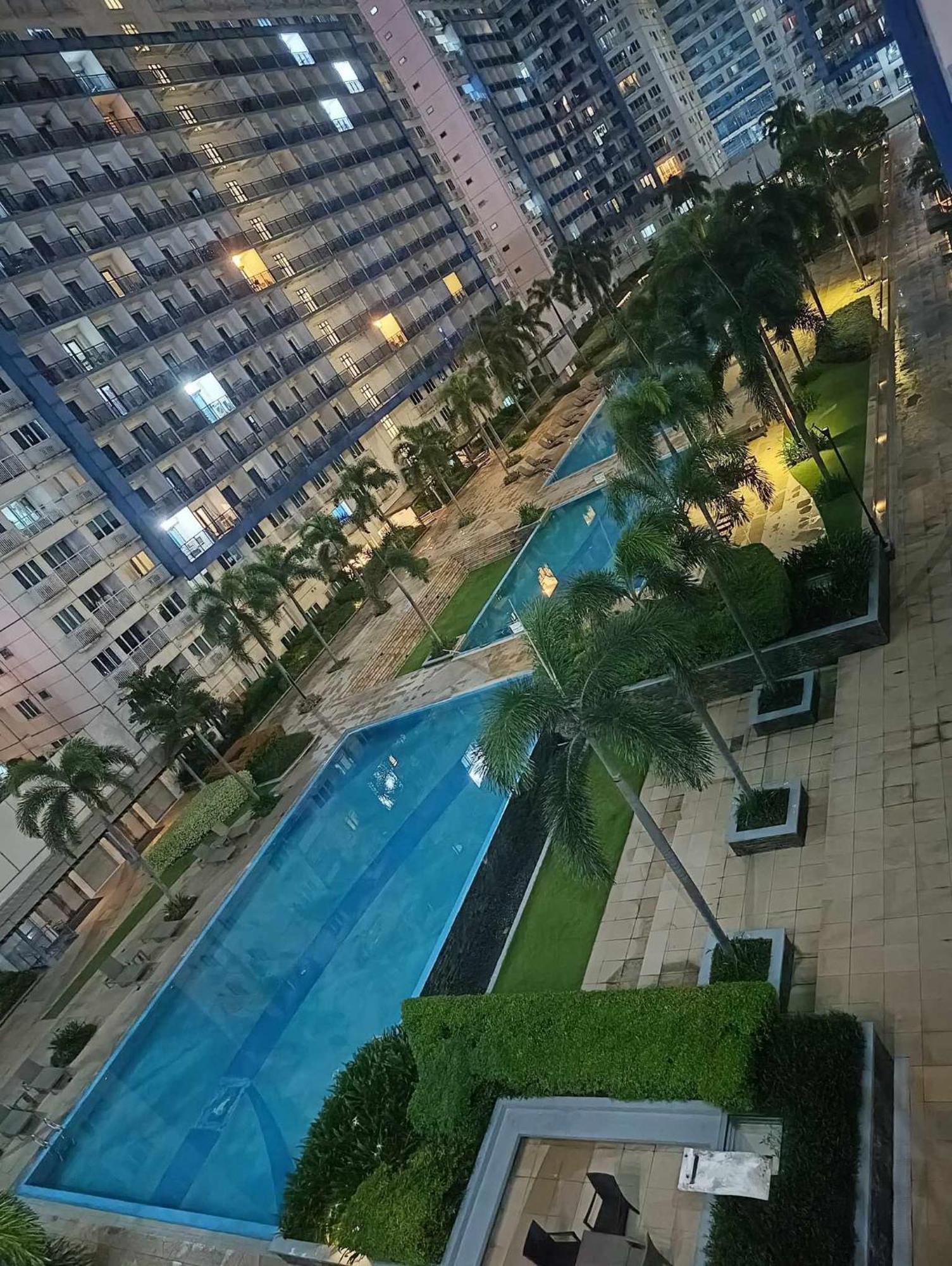 Bliss Staycation At Sea Residences By John Manila Eksteriør billede