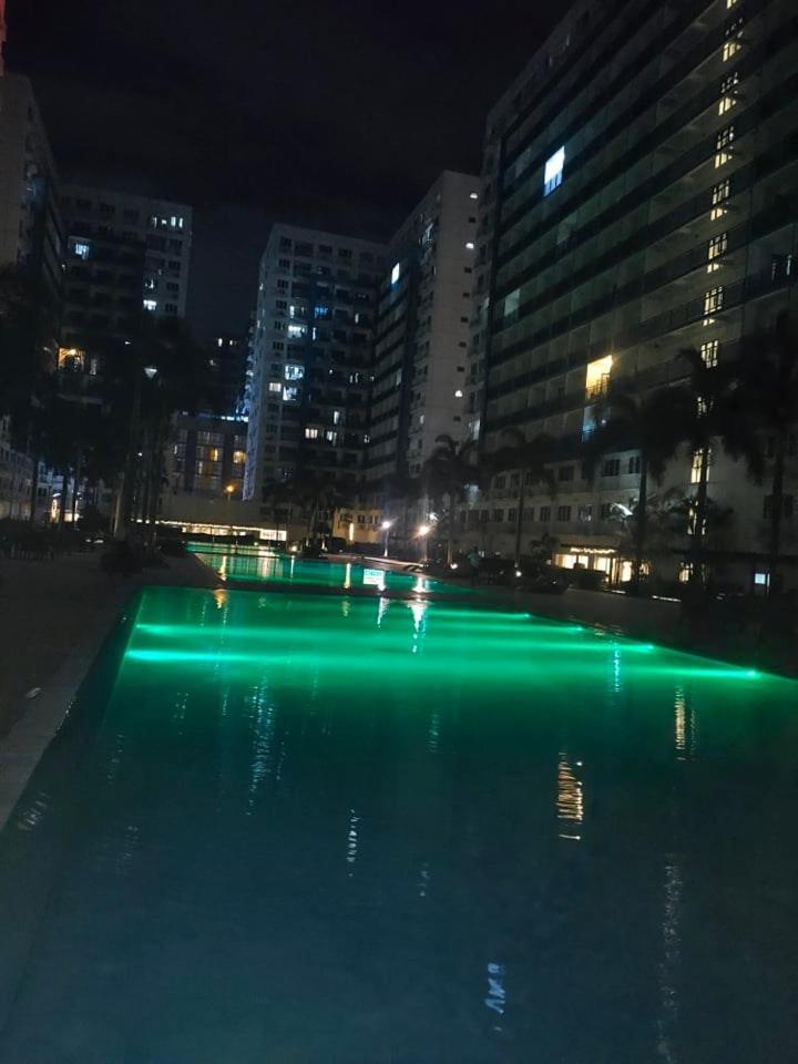 Bliss Staycation At Sea Residences By John Manila Eksteriør billede